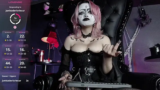 Navier__n Live XXX chat