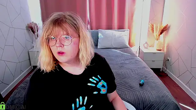 Chat XXX en directo de luna_c0ra