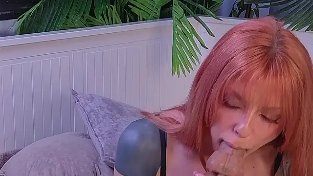 LanaReals 即時 XXX 聊天