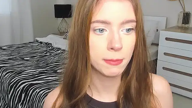 Erica_Kiss' Live XXX Chat