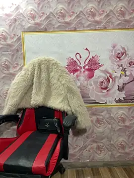 Show modela Little_Muse78 na web-kameri