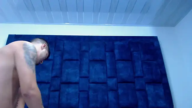 GroupNoLimits Webcamshow