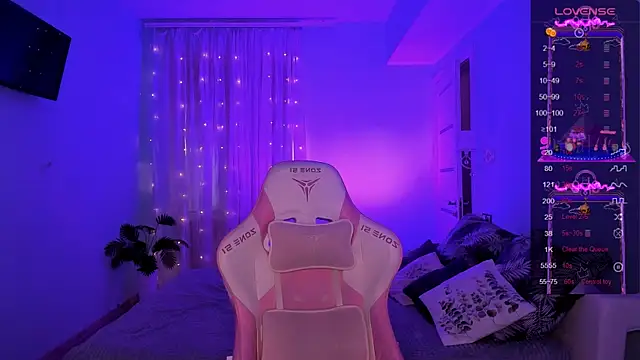 AnyaTaylor_ live XXX chat