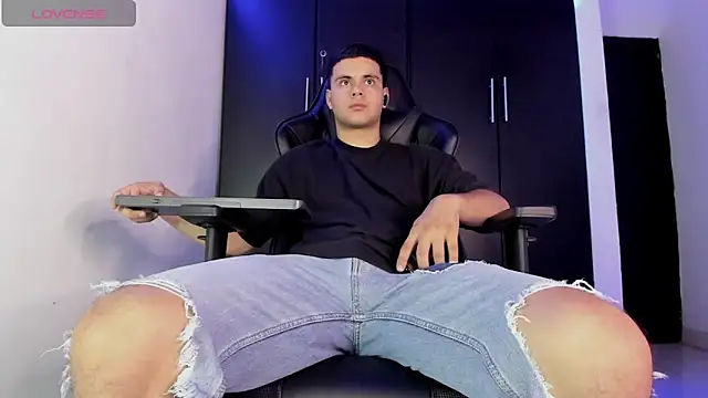 Liam_Mateo 在線直播表演