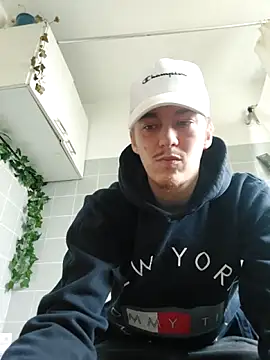 Toyjungee Show in webcam