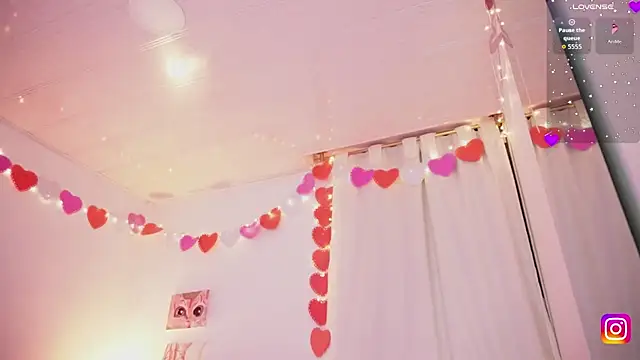 Chat XXX en directo de AbyWhitee