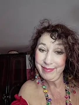 GypsyEsmeralda Live XXX-chat