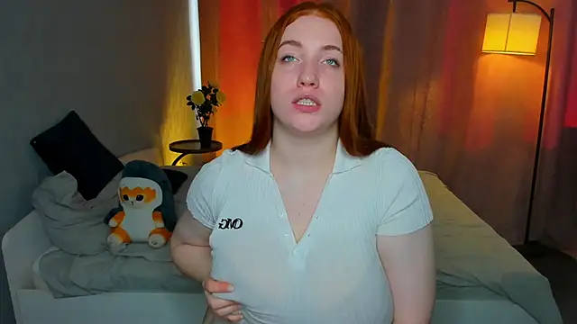 Show modela EthalCarlsqq na web-kameri