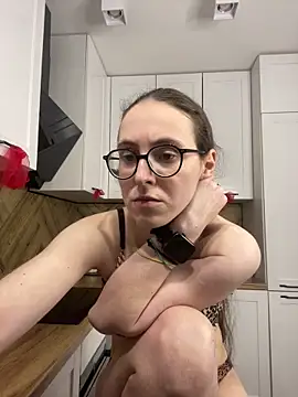 MartiniiSelenna 라이브 XXX 채팅