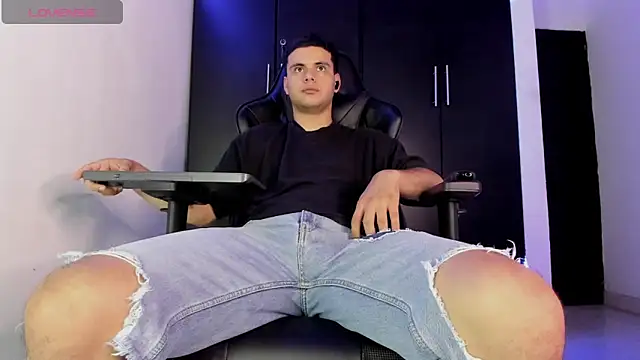 Liam_Mateo Show Webcam