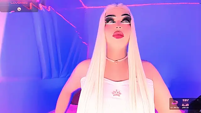 Valentina_Smith1_ Show in webcam