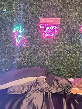 RenaThickAssのライブXXXチャット