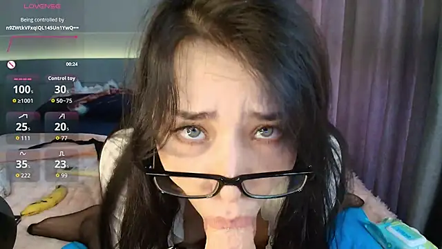 Chat +18 de Kurohyooo ao vivo