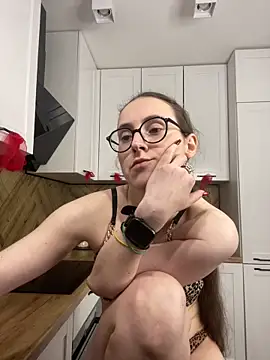 MartiniiSelenna Chat XXX live