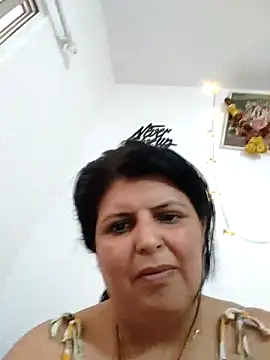 Jann_Riya333's Webcam Show