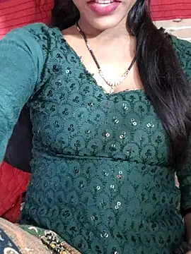 Chat +18 de Itz_Aisha__ ao vivo