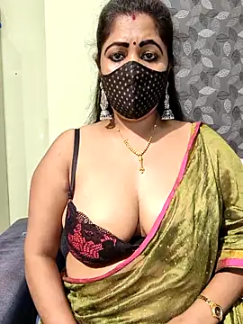 Czat XXX na żywo – Poly_bhabi