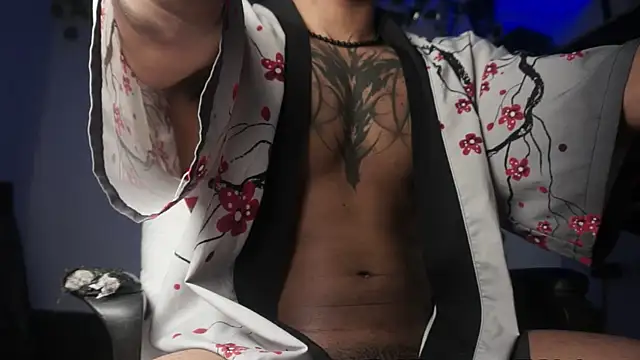 Pertunjukan Kamera Web Young_laroi