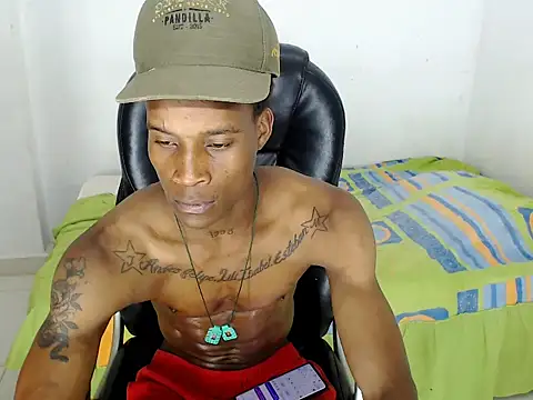 thomas_love11's Live XXX Chat