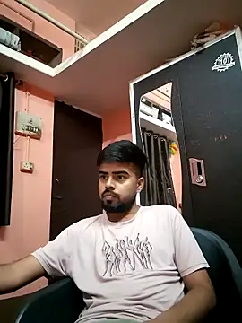 soniriyaa010101 在線直播表演