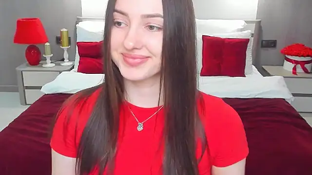 Christina_Enigma Chat XXX in diretta