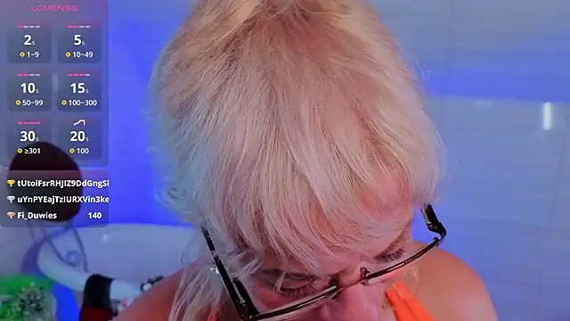 AnittaHarris_ 现场XXX聊天