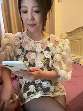 Lola666999 网络视讯表演