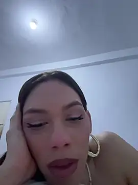 Carlita_cute's Live XXX Chat