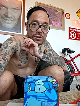 Mr_Graffitimile webkamerás műsora