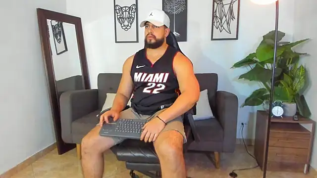 عرض كام Justin_kingX7