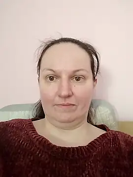 XXX chat uživo modela BustyLadyAlma
