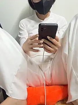 ______Cherry_____ 现场XXX聊天