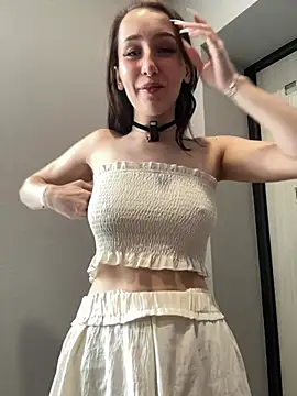 FlexboxDoll élő XXX-chatje