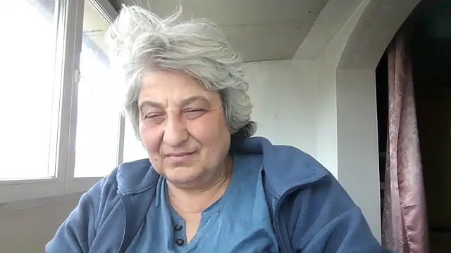 ExquisiteMature's Live XXX Chat