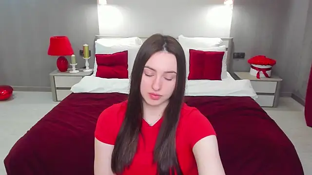 Christina_Enigma Chat XXX in diretta