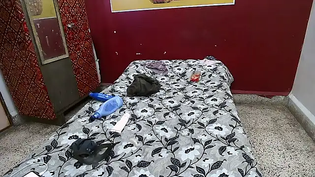 Lovelycouple25 Live XXX-Chat