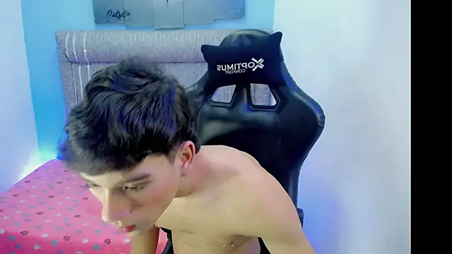 Show de Angelito_66 na webcam