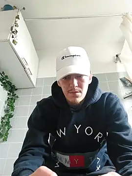 แชท XXX สดของ Toyjungee