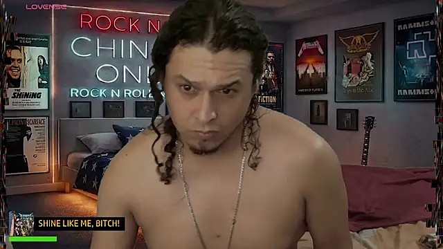 chino_roz's Live XXX Chat