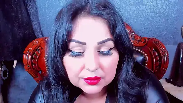 Czat XXX na żywo – SelenaNoctis