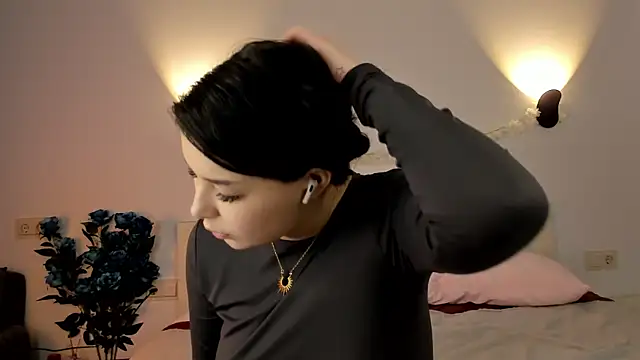 m1sss1nful Adlı Modelin Canlı XXX Sohbeti