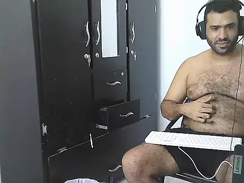 Show de AlphaLatinoBear na webcam
