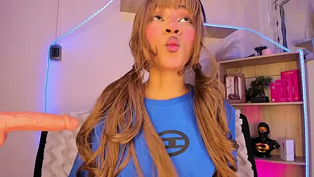 XXX chat uživo modela Tylla__