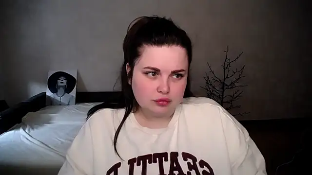 Chatroom XXX en direct de Emily_Mo