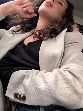 IreneBlue_ Chat XXX live