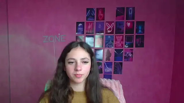 Онлайн чат XXX KissMeJulia