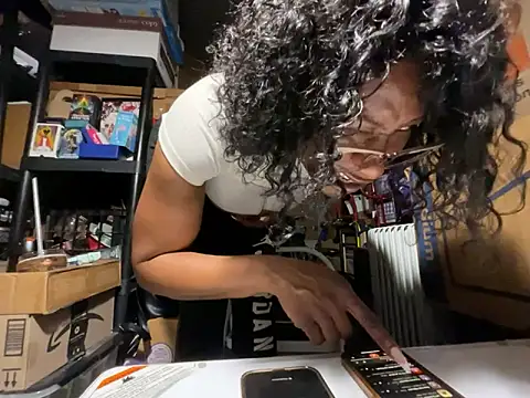 Chatroom XXX en direct de wynterheat