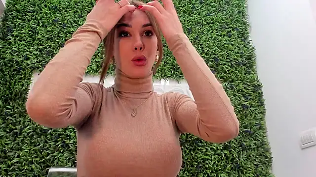 realhotfallingdevil – Naživo XXX chat