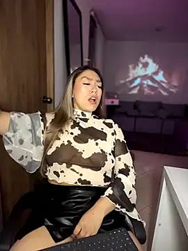 Im_sophiie's Live XXX Chat