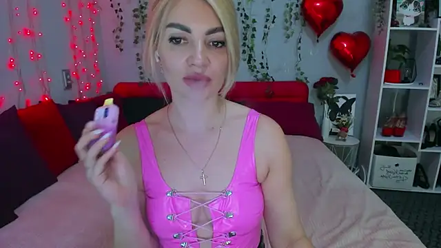 LunaBellucci লাইভ XXX চ্যাট